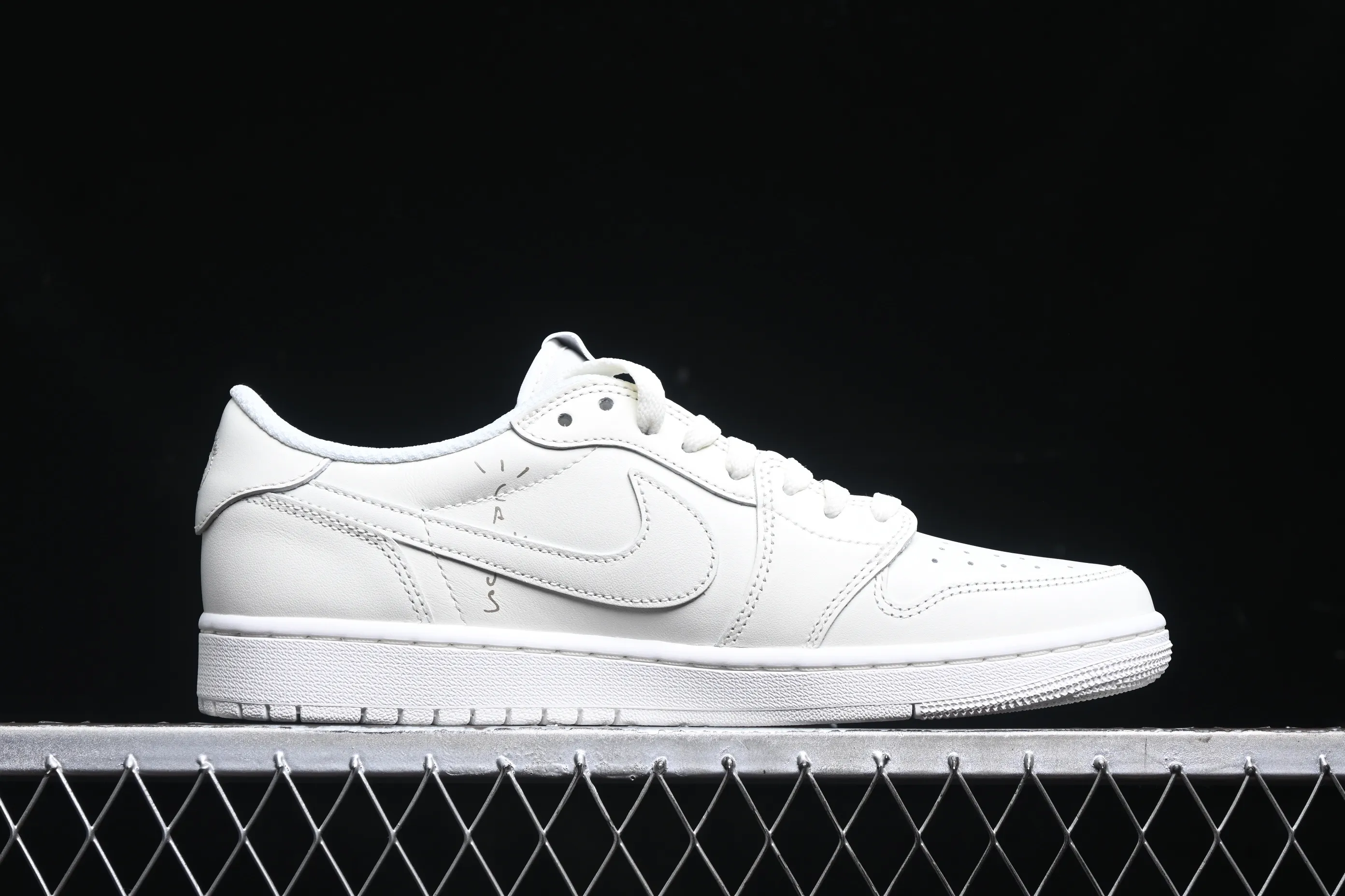 All categories Air Jordan Jordan series basketball shoes Air Jordan 1 Low Pure original Travis Scott x Air Jordan Low OG SP AJ1 Joe 1 TS joint barb low-top family and friends limited pure white TD1228-111